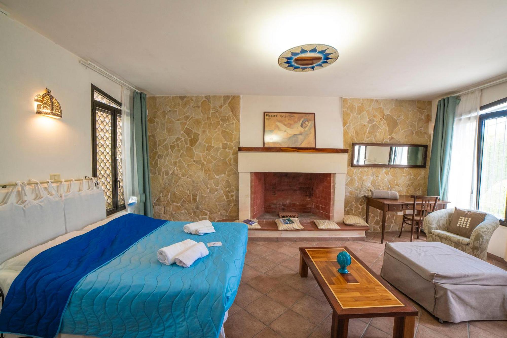 Villa Lisa Garden And Pool - Happy Rentals Melendugno Dış mekan fotoğraf